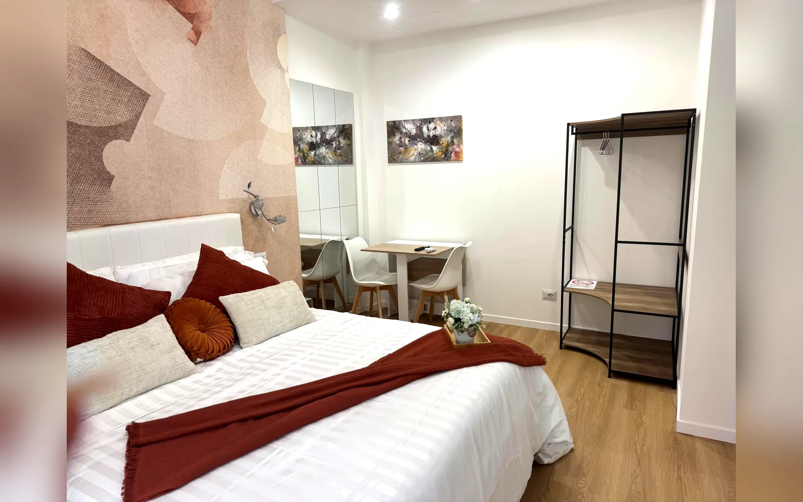 Camera con bagno privato — Fiera Room — Camera con accesso indipendente vicino alla Fiera di Bologna, Bologna (Emilia-Romagna